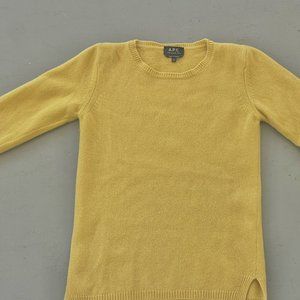 APC SWEATER  MUSTARD YELLOW IN VERY GOOD CONDITION SIZE SMALL WOOL AND CASHMERE